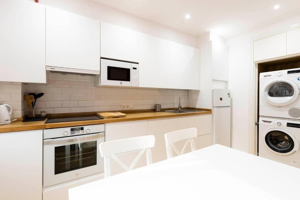 Apartamento Sorgin-Etxe. Basquenjoy Hondarribia Exterior foto